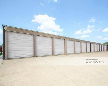 Storage Units for Rent available at 9235 Youree Drive, Shreveport, LA 71115