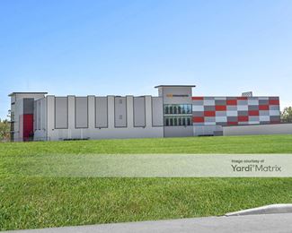 Photo 4 of Your Storage Units - 187 Ronald Reagan Pkwy, Davenport, FL