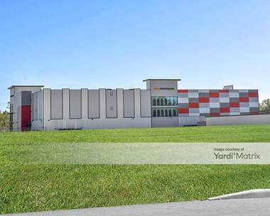 Storage Units for Rent available at 187 Ronald Reagan Pkwy, Davenport, FL 33837
