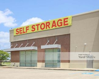 Photo 2 of StrongPoint Self Storage - 6969 Fern Loop, Shreveport, LA