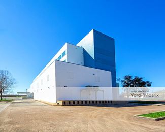 Photo 4 of US Storage Centers - 906 Southmore Avenue, Pasadena, TX