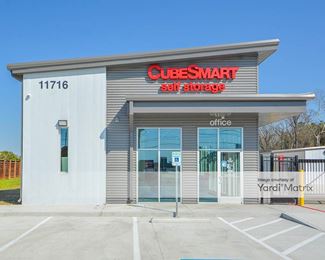 Photo 5 of Public Storage - 11716 Veterans Memorial Drive, Houston, TX
