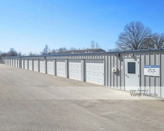 Photo 4 of Storage Mall, The - 1636 Fairview Drive, Zanesville, OH