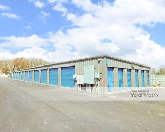 Photo 3 of Summit Self Storage - 205 South Leavitt Road, Amherst, OH