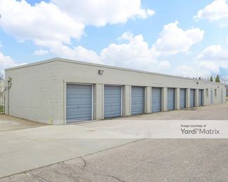 Photo 4 of CubeSmart Self Storage - 1405 Crooks Road, Troy, MI
