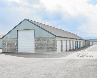 Photo 6 of R Place Mini Storage - 2080 Antelope Road, White City, OR