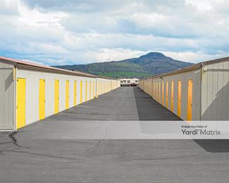Photo 3 of BuxBear Storage - 3030 Bullock Road, Medford, OR