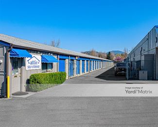 Photo 6 of Attic Self-Service Storage - 1750 Redwood Avenue, Grants Pass, OR