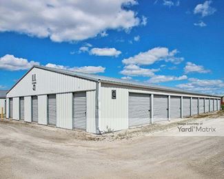 Photo 2 of NEW Storage - 1911 Bellevue Street, Green Bay, WI