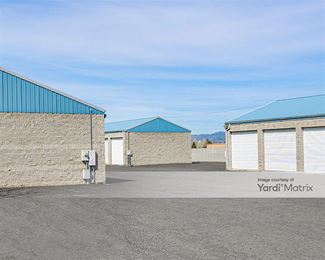 Photo 2 of Storage Emporium - 4707 Table Rock Road, Central Point, OR