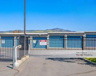 Photo 4 of Mistletoe Road Self Storage - 700 Mistletoe Road, Ashland, OR