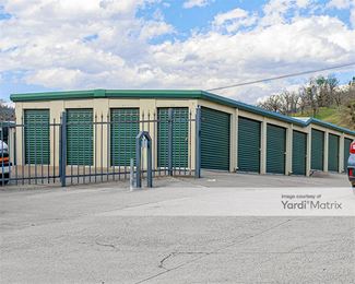 Photo 2 of American Secure Storage - 3134 Foothill Blvd, Grants Pass, OR