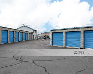 Photo 3 of Littrell White City Mini Storage - 2995 Avenue G, White City, OR