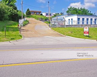 Photo 2 of Fenton Self Storage - 359 South Old Highway 141, Fenton, MO