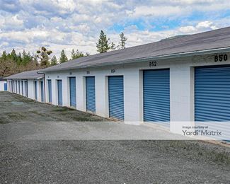 Photo 4 of Titan Self Storage - 310 Flaming Road, Grants Pass, OR
