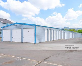 Photo 4 of South Pacific Warehouses - 3509 South Pacific Hwy, Medford, OR