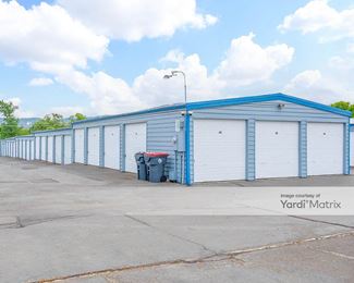 Photo 5 of South Pacific Warehouses - 3509 South Pacific Hwy, Medford, OR