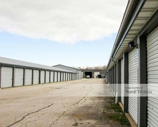 Photo 3 of Howard Self Storage-Rental by Midwest - 1651 Brookfield Avenue, Green Bay, WI