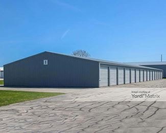 Photo 3 of Lakeshore Mini Storage - 2424 Johnston Drive, Manitowoc, WI
