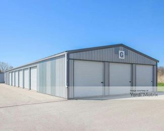 Photo 4 of Lakeshore Mini Storage - 2424 Johnston Drive, Manitowoc, WI