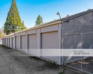 Photo 4 of Attic Self-Service Storage - 1715 Rogue River Hwy, Grants Pass, OR