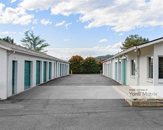 Photo 2 of Foothill Mini-Storage - 2828 Foothill Blvd, Grants Pass, OR