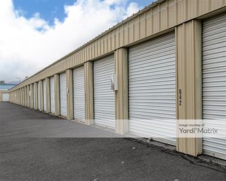 Photo 2 of Medford Sentry Storage - 330 Earhart Street, Medford, OR