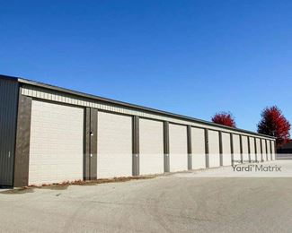 Photo 3 of Grant Street Mini-Warehouses - 732 West Adam Drive, Green Bay, WI