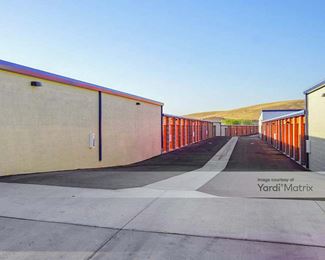 Photo 5 of Mountain Top Self Storage - 795 West Tehachapi Blvd, Tehachapi, CA