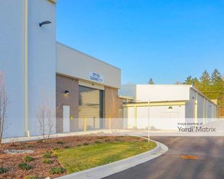 Photo 2 of Extra Space Storage - 21700 Novi Road, Novi, MI