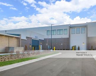 Photo 4 of Extra Space Storage - 21700 Novi Road, Novi, MI