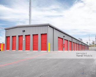 Photo 2 of Extra Space Storage - 5550 NW Loop 410, San Antonio, TX