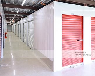 Photo 4 of Extra Space Storage - 5550 NW Loop 410, San Antonio, TX