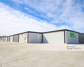 Photo 3 of Extra Space Storage - 8901 Silverado Trail, McKinney, TX