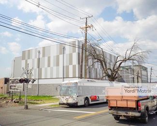 Photo 4 of Extra Space Storage - 530 Chancellor Avenue, Irvington, NJ