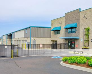 Photo 5 of Storage At Exit 24 - 65 South Grove Road, Phoenix, OR