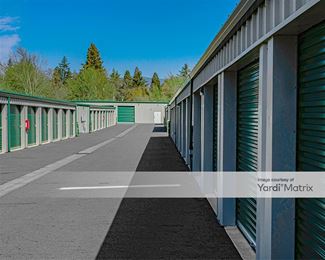Photo 2 of Mini Mac Self Storage - 660 Rogue River Highway #100, Grants Pass, OR