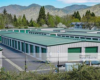 Photo 3 of Mini Mac Self Storage - 660 Rogue River Highway #100, Grants Pass, OR