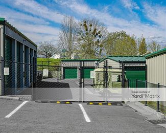 Photo 5 of Mini Mac Self Storage - 660 Rogue River Highway #100, Grants Pass, OR