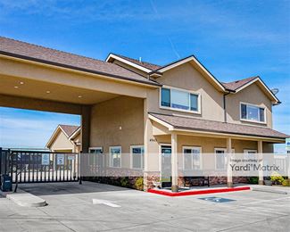 Photo 4 of Vilas Mini Storage - 4843 Helo Drive, Central Point, OR