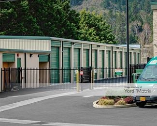 Photo 1 of Cascade Self Storage - 2450 NW Vine Street, Grants Pass, OR