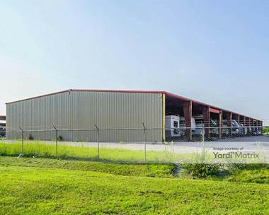 Storage Units for Rent available at 101 West US-50, Newton, KS 67114