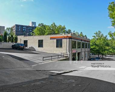Storage Units for Rent available at 1224 27th Place South, Birmingham, AL 35205