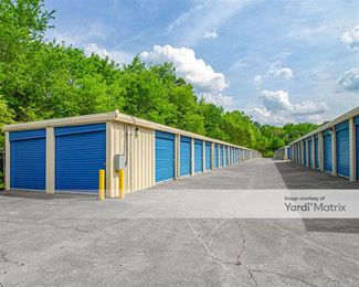 Photo 2 of Dews Pond Storage - 300 William Street SW, Calhoun, GA