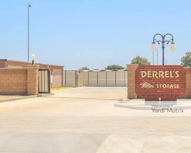 Storage Units for Rent available at 921 East 5th Street, Hanford, CA 93230