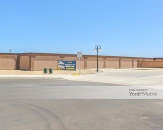 Photo 4 of Derrel-s Mini Storage - 921 East 5th Street, Hanford, CA