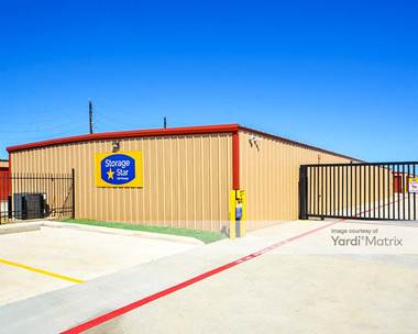 Storage Units for Rent available at 8818 North Main Street, Baytown, TX 77521