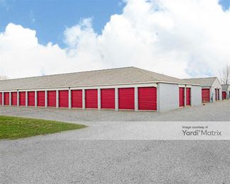 Photo 4 of East Bay Storage - 670 West Center Road, Essexville, MI