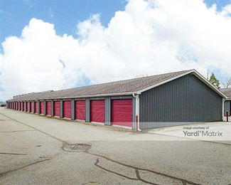 Photo 3 of South of Town Storage - 800 Poseyville Road, Midland, MI