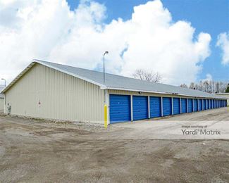 Photo 4 of Arnold Self Storage - 3577 North Eastman Road, Midland, MI